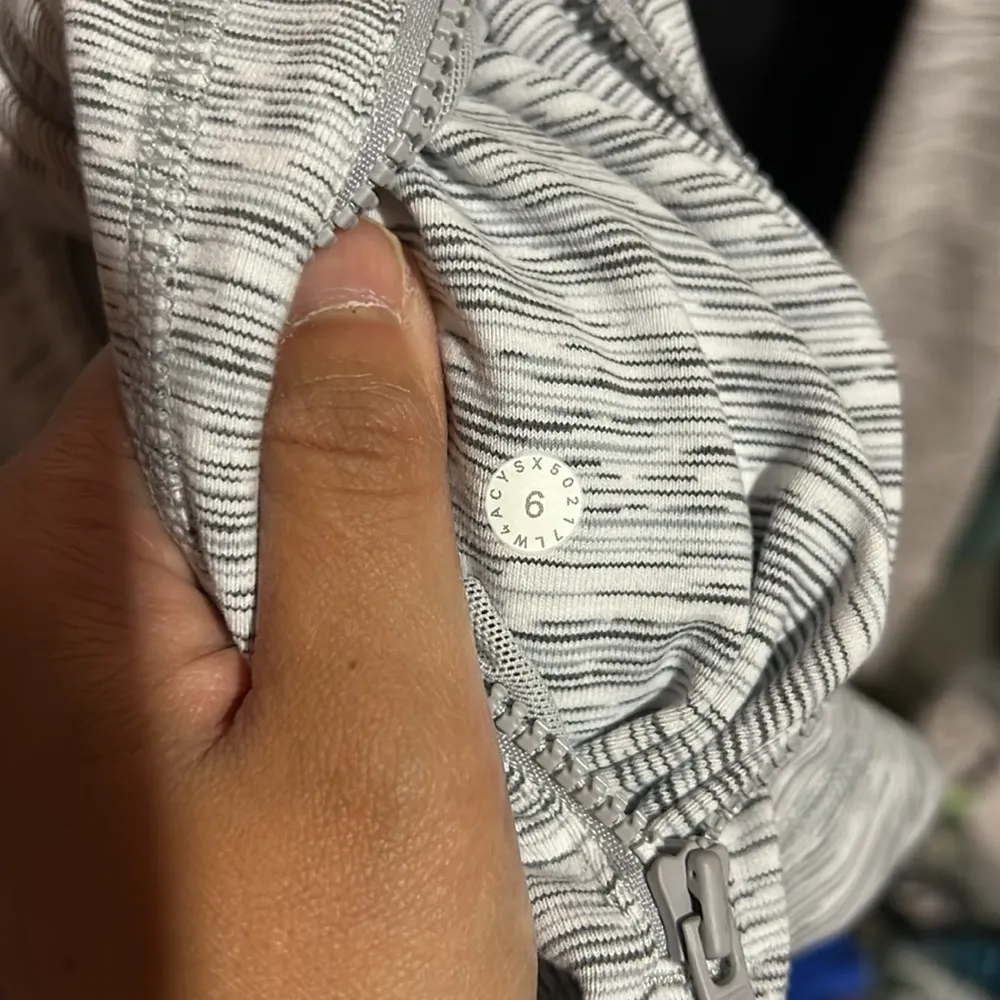 Lululemon 42. Define Jacket Wee Are From Space Ice Grey Alpine White - Image 5