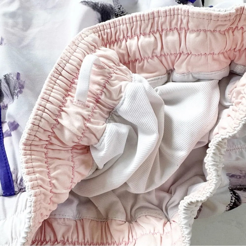 Lululemon Super Squad Short Sunset Stripe Blush Quartz White Iris Flower Size 8 - Image 13