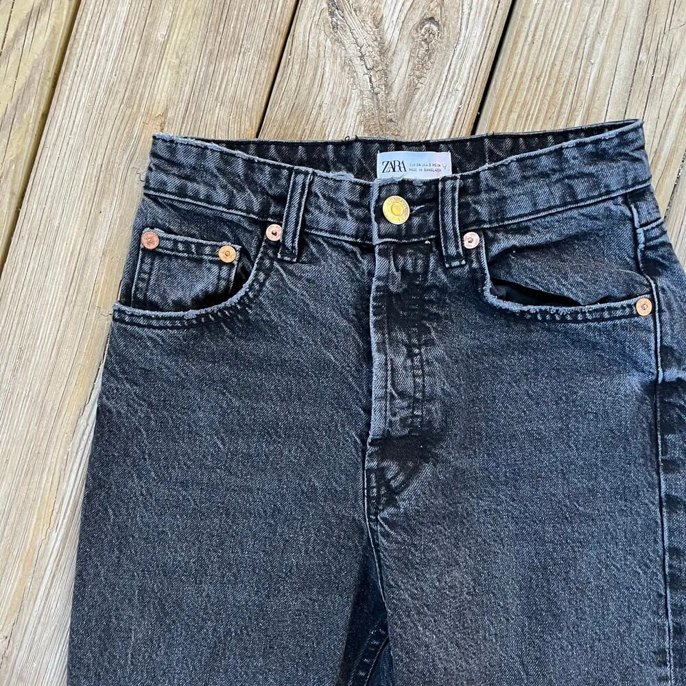 Zara Women's High Waisted Button Fly Jeans Black Wash 100% Cotton Size 2 - Image 3