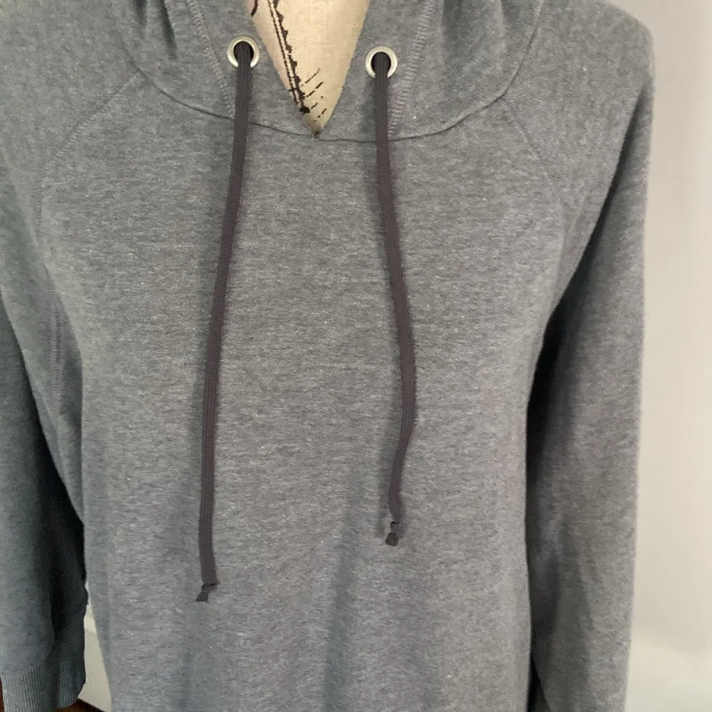 Aerie Charcoal pull over Hoodie - Image 6