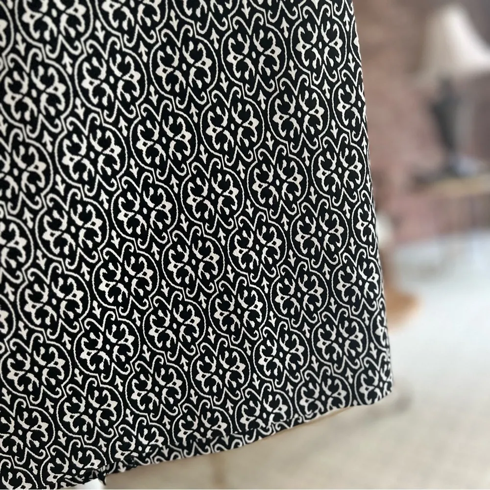 Dress Barn Skirt Black Print Straight Knit L Work Career Above the Knee Classic - Image 6