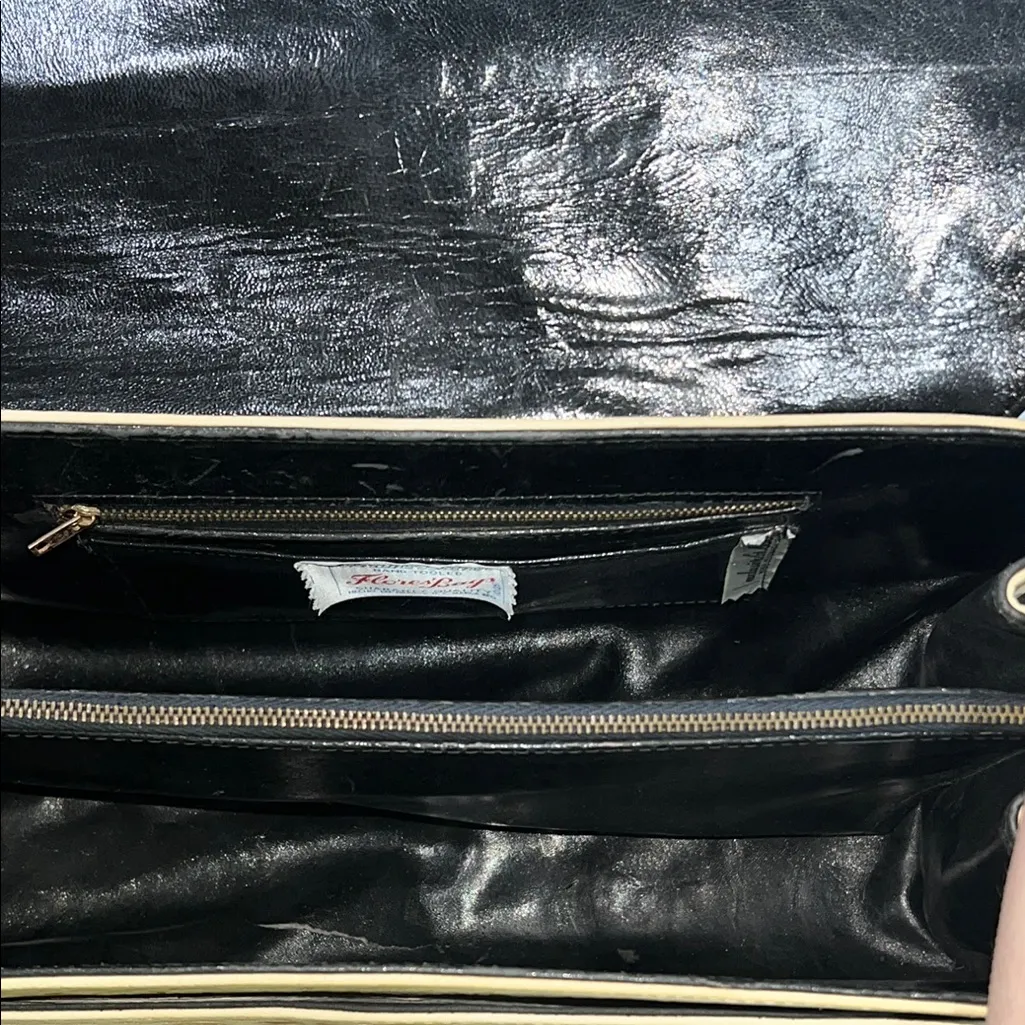 1940s Vintage Flores Bags Chic Cream Embossed Shoulder Bag (RARE & 1 of a kind!) - Image 8