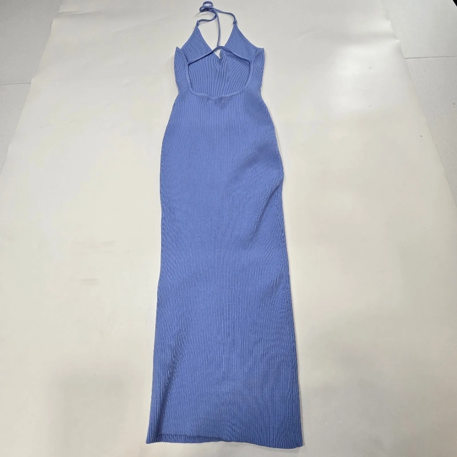 Superdown Racheal Open Back Dress in Blue Small - Image 12