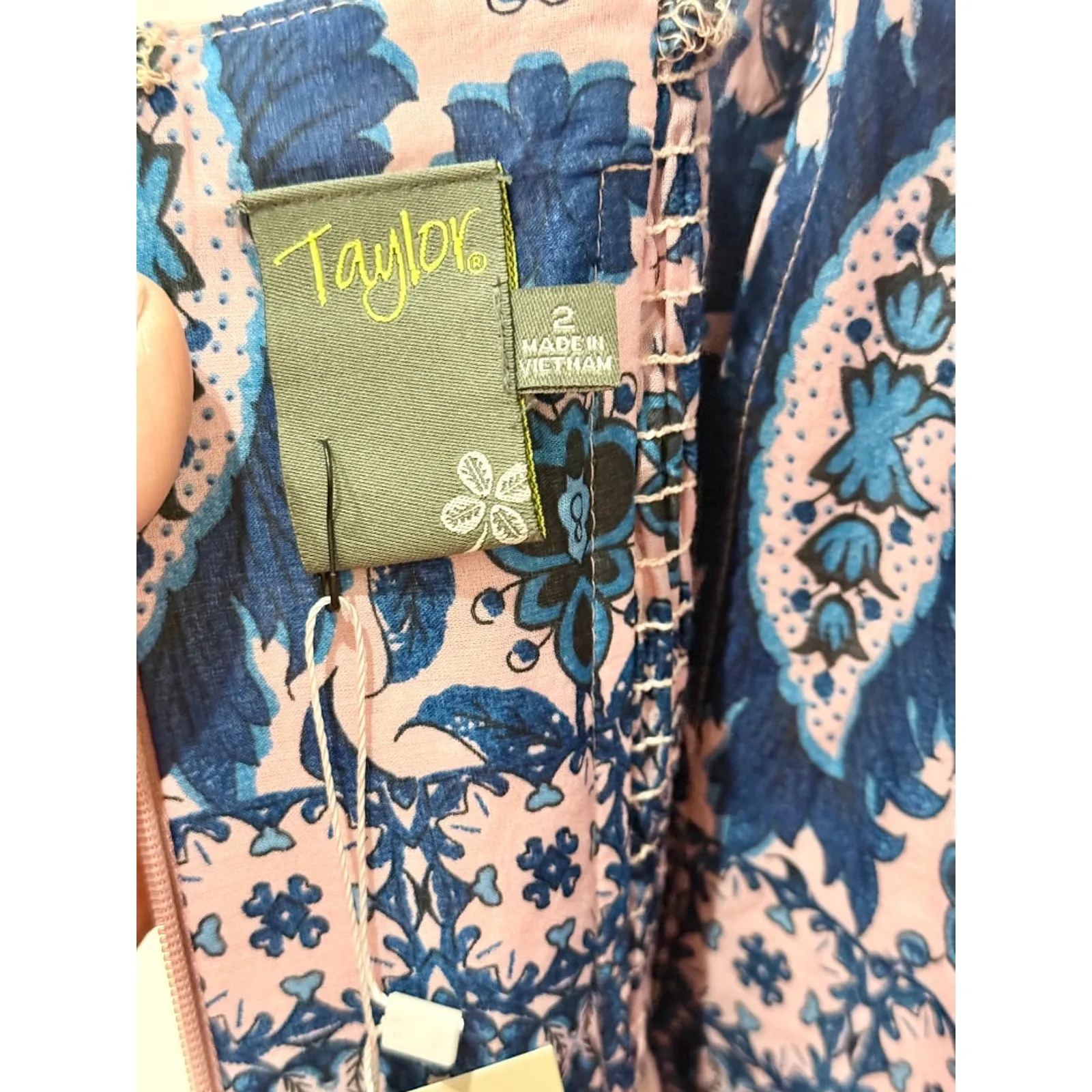 Taylor Foral Print Sleeveless Smocked Midi Tank Dress Blue/Pink Women's Size 2 Blue - Image 4