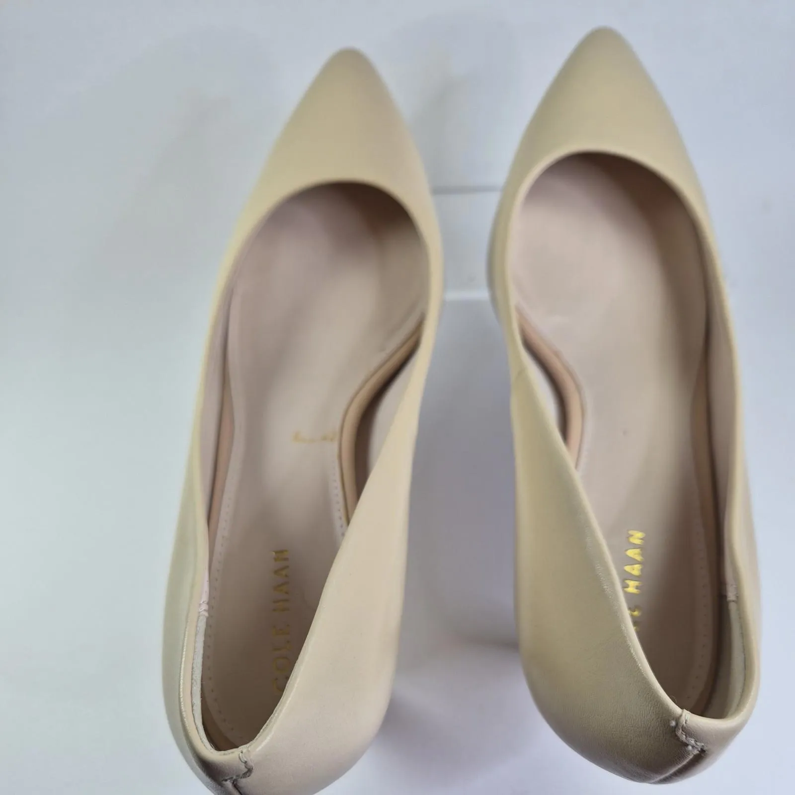 NINE WEST MARGOT PUMPS NATURAL/TAN LEATHER SIZE 9B - Image 9