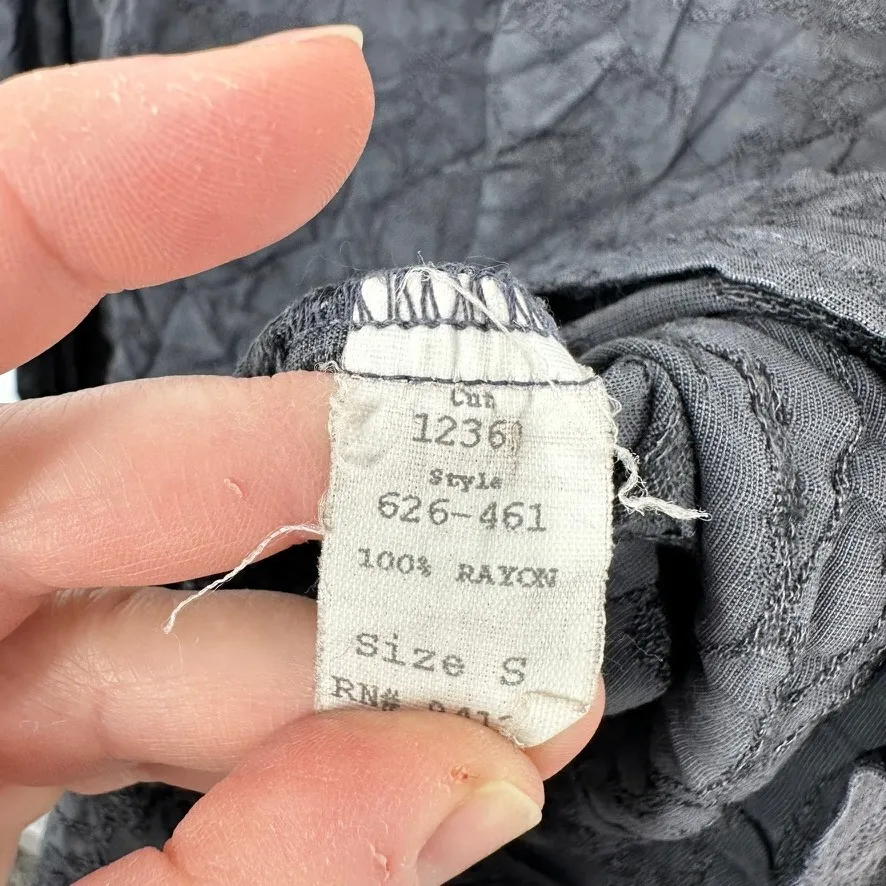 CP Shades Size Small Gray Rayon Long Sleeve Top Textured Blouse Size S Lagenlook - Image 7