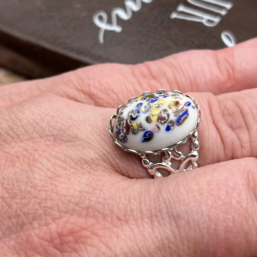 Vintage 1970s Colorful White Millefiori Cabochon Boho Style Stainless Steel Ring - Image 10