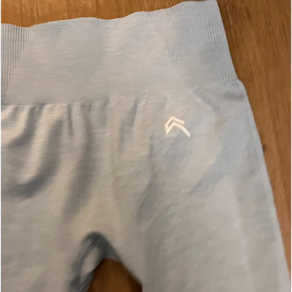 Gymshark Vital Seamless Leggings- light blue grey marl size small or xs - Image 4