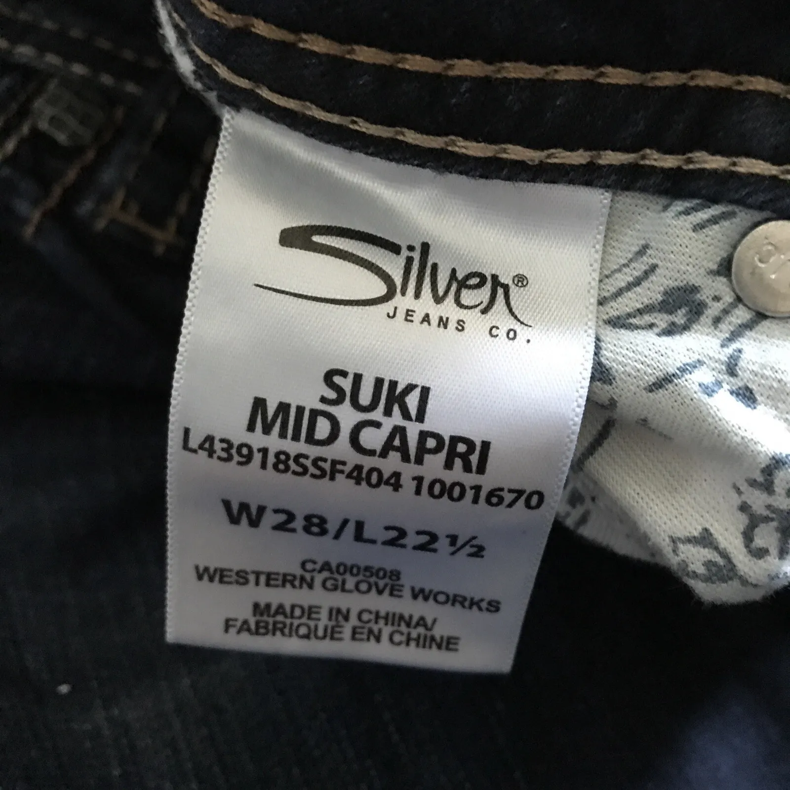 Silver Jeans Woman's Suki Mid Rise Capri Jeans Cropped Super Stretch W28 L22.5” - Image 10