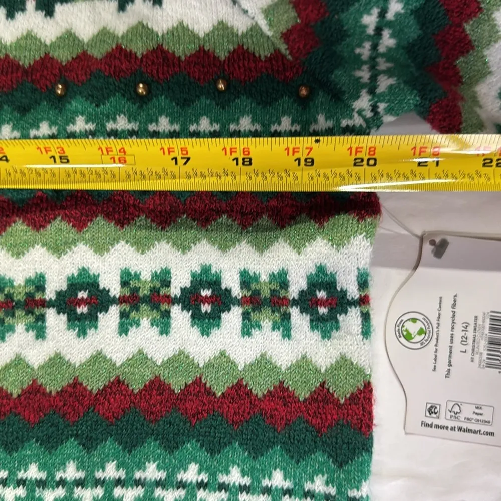 Holiday Time Women's Green Red Patterned Sweater metallic beaded soft Christmas - Image 12