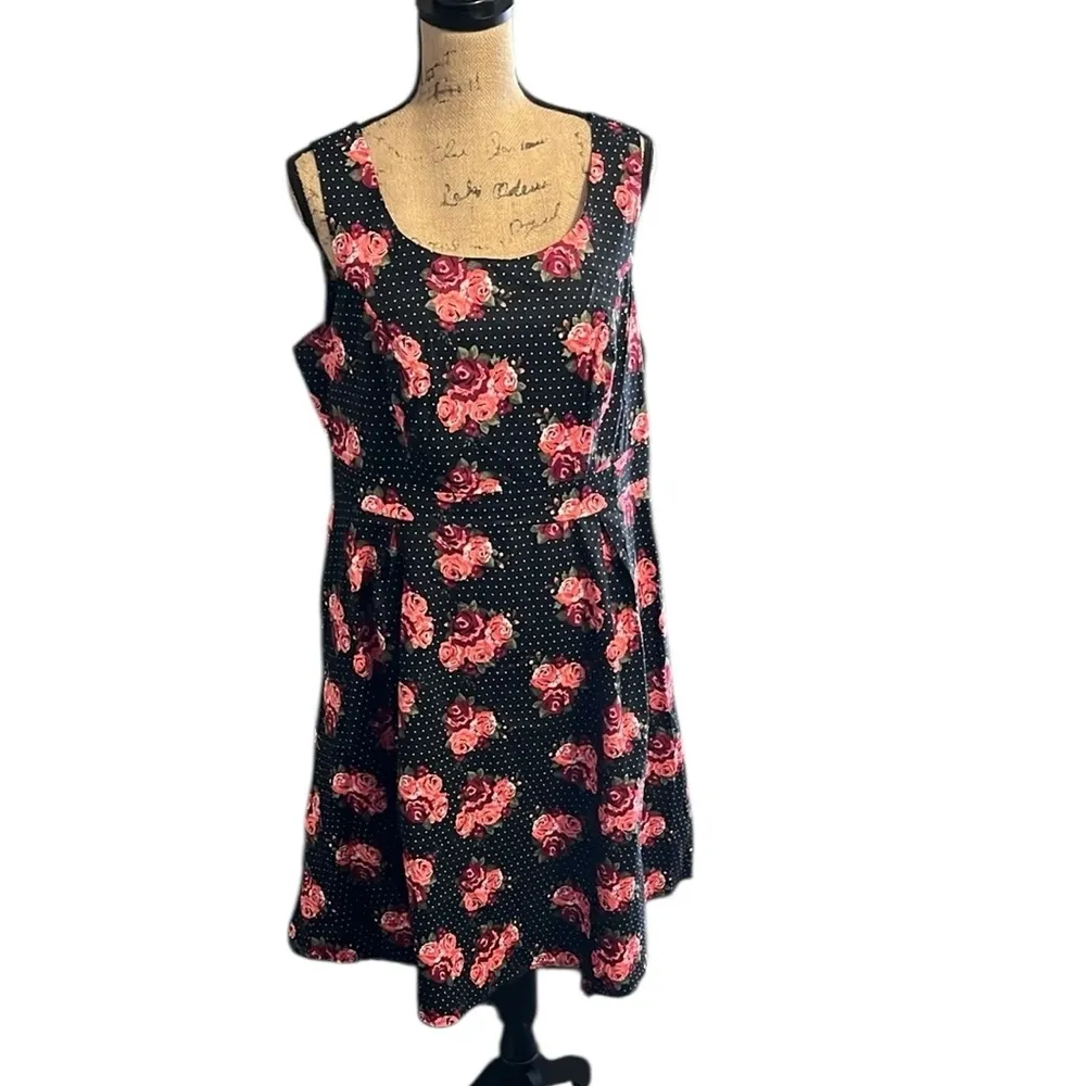 Torrid Black & White Polka Dots with Roses Sleeveless A-Line Dress with Pockets - Image 2