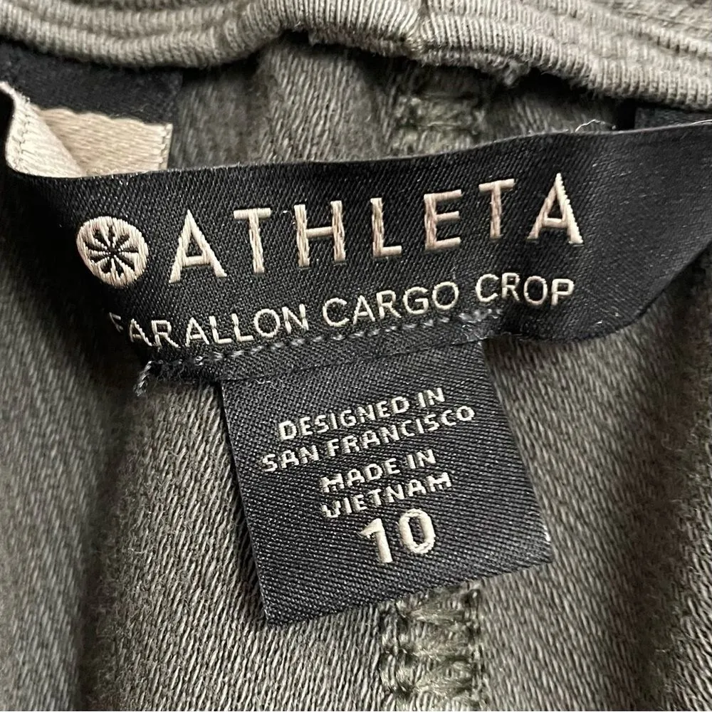 Athleta Farallon Cargo Crop Athleisure Knit Pants Cypess Green Women's Size 10 - Image 11