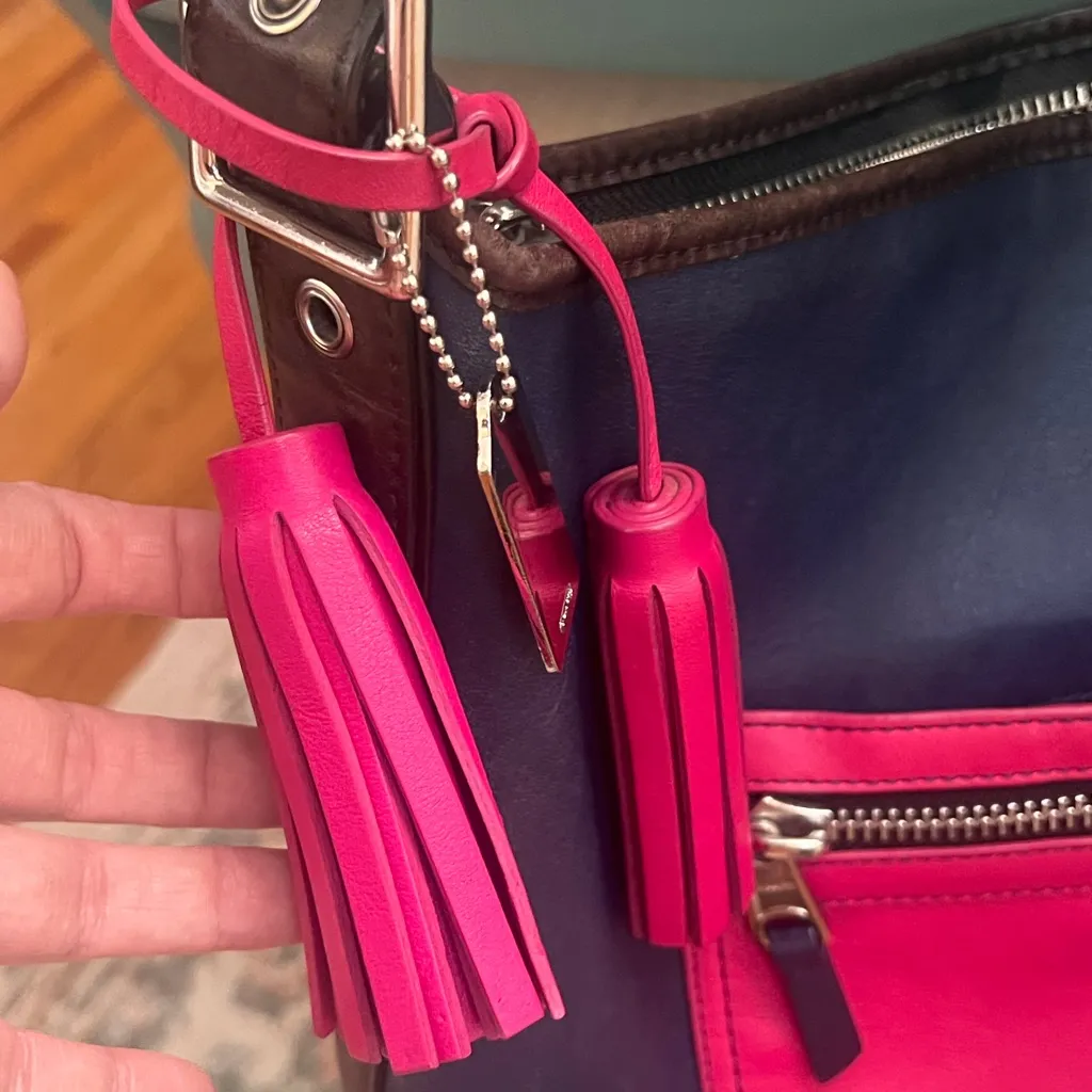 Coach Legacy colorblock pink and navy - Image 5