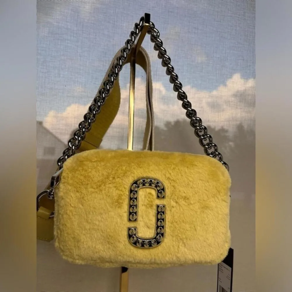 Marc Jacobs Luxe Snapshot Camera Bag Yellow Faux Fur Chain Strap NWT - Image 2
