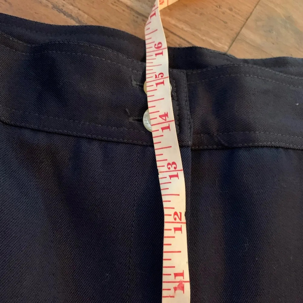 1970's Wool Benard Holtzman by Harve Benard Ltd Size 16 Blue Pleated Shorts - Image 5