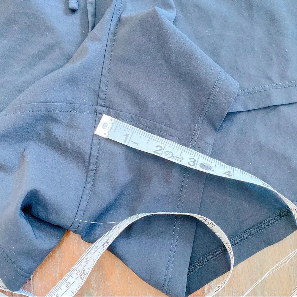 Summersalt Black On-the-Go Shorts Size 22 - Image 7