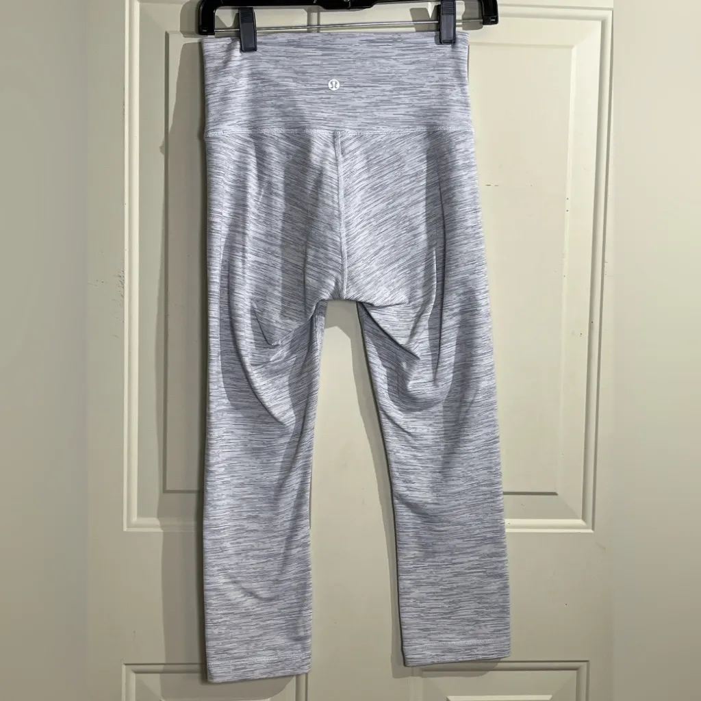 Lululemon Align High Rise Leggings Gray White Space Dye Size XS 25” Inseam - Image 2
