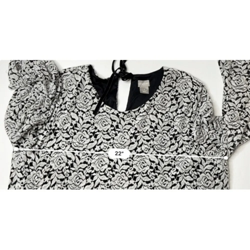 Chico's Black White Textured Floral Bell Sleeve Flowy Top Blouse 3 = XL Feminine - Image 8