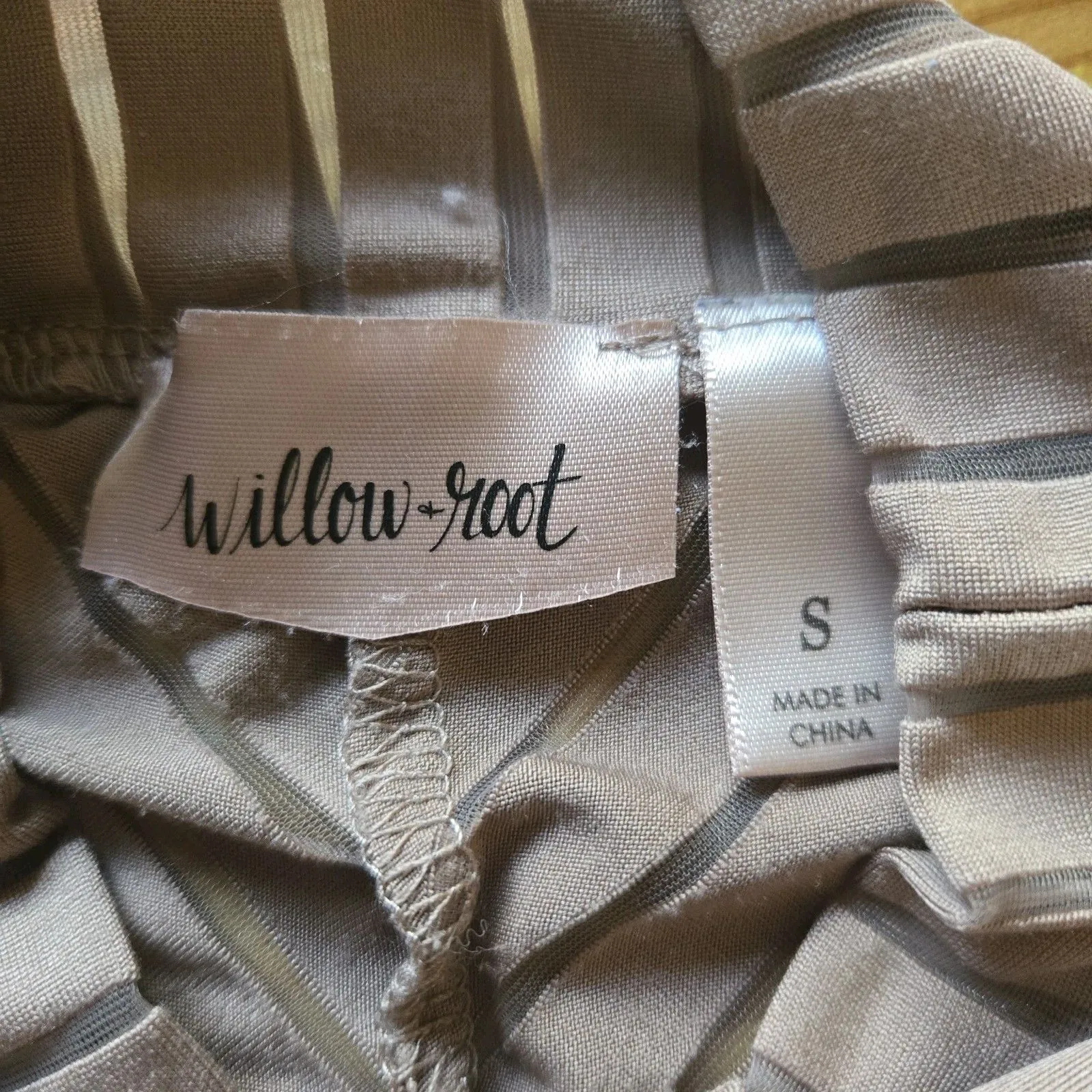 Willow Root Mauve Striped High Neck Tank Top Women's Sz Small Sheer Summer Shirt Brown - Image 6