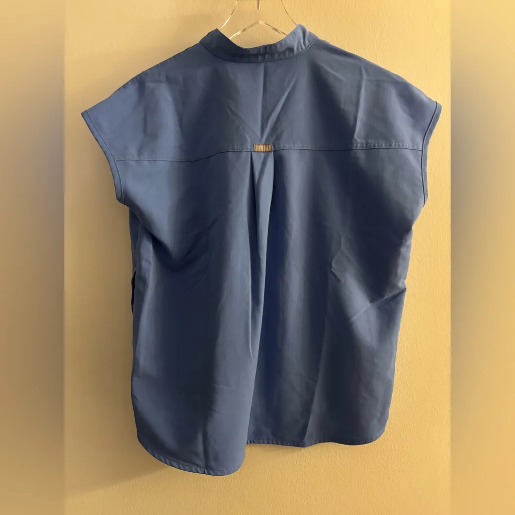 FIGS Rafaela Scrubs Top Size XS - Image 2