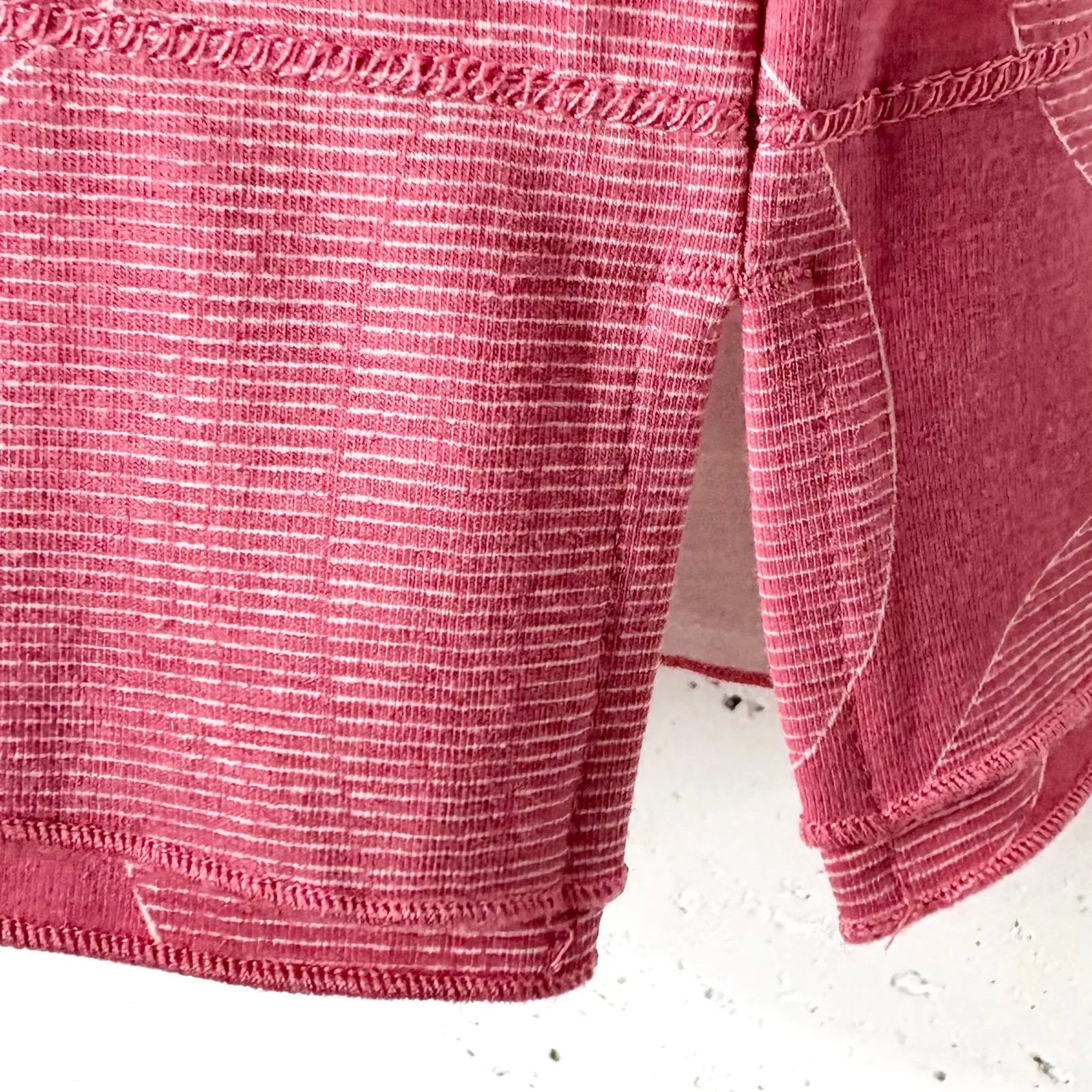 Carve Designs Organic Dellis Skirt A-Line Side Slits Pink Lantern Print Small - Image 8