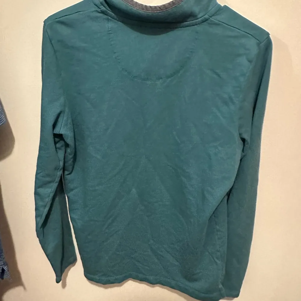 L.L. BEAN Long Sleeve Quarter Button Down Shirt small - Image 10