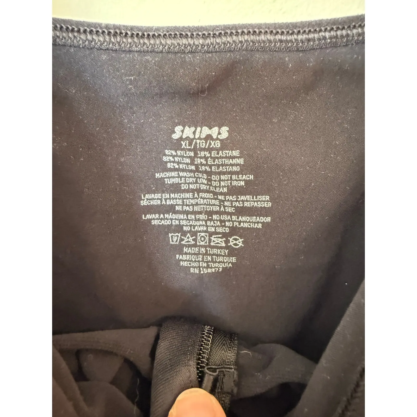 Skims Sculpting Bodysuit Womens XL Black Stretch Adjustable Straps Shapewear - Image 3