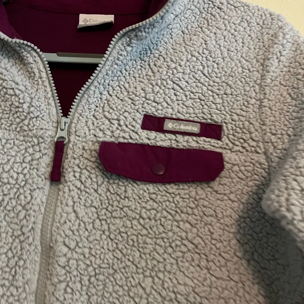 Ladies Columbia size small full zip Sherpa jacket - Image 2