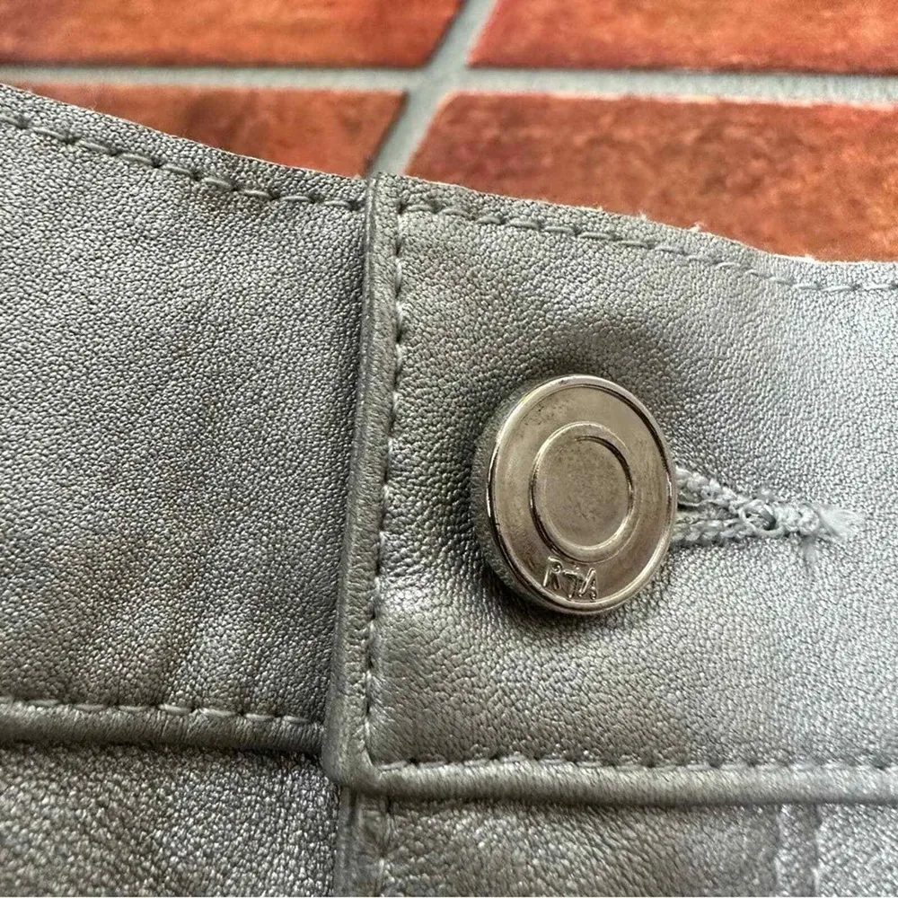 NWT RtA Lambskin Stretch Madrid Leather Pants Silver Size 24 - Image 6