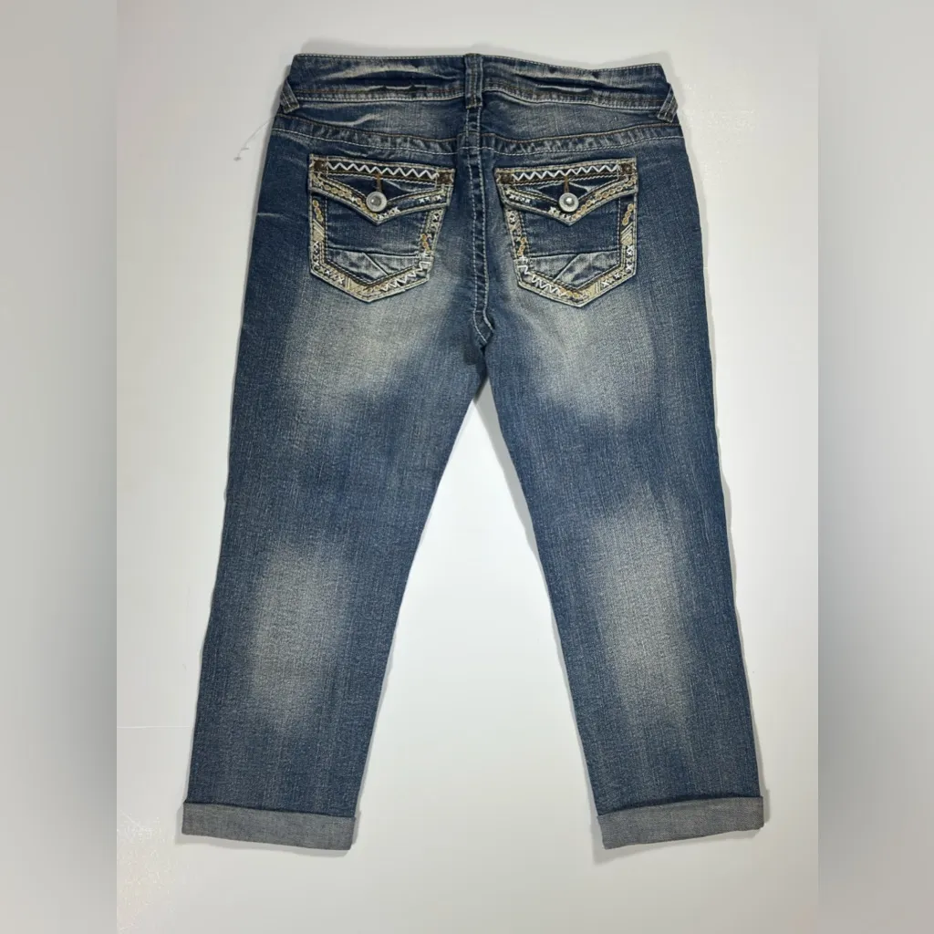 Wallflower Distressed Cropped Blue Jeans Size undefined - Image 4