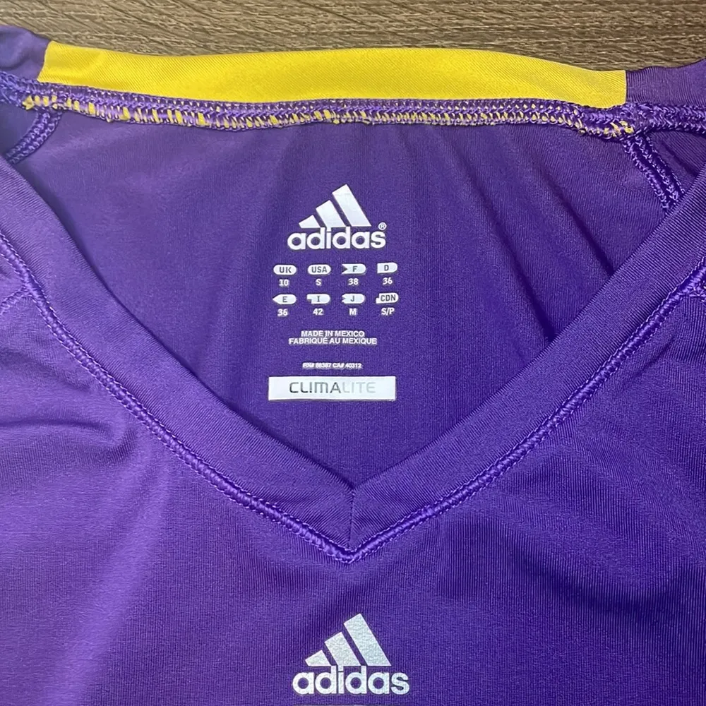 Women’s  Long Sleeve Techfit Shirt, Size S - Image 4