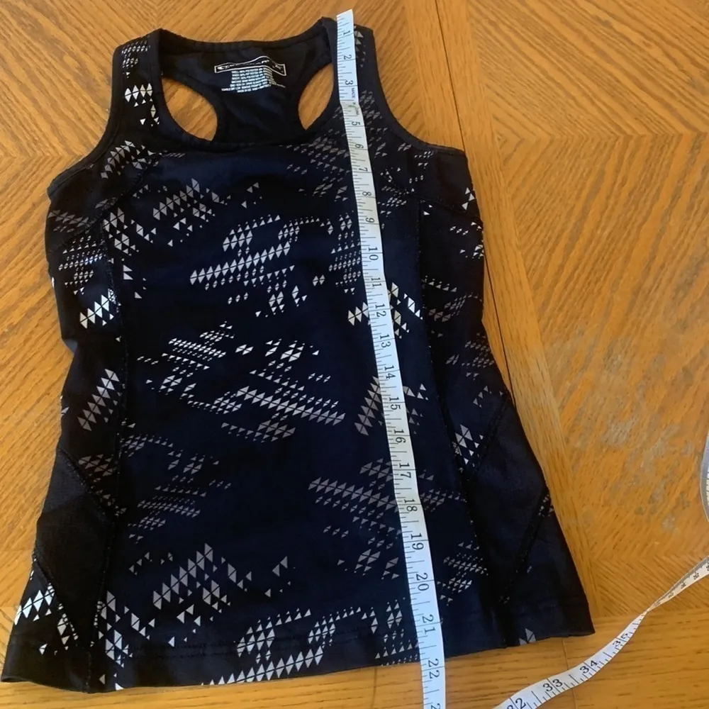 Tek Gear workout  tank built in bra - Image 6