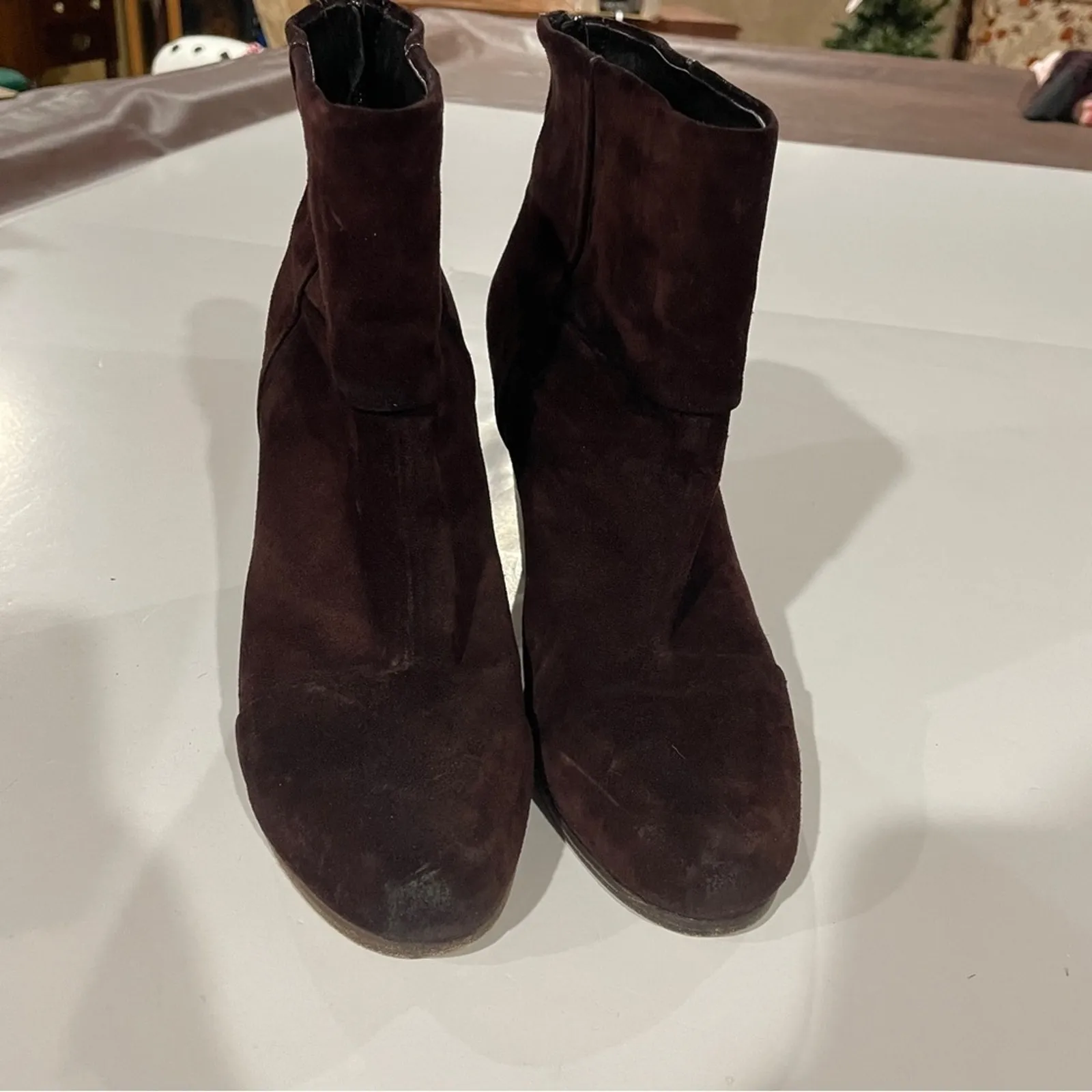 Rag & Bone Classic Newbury Burgundy Suede Heeled Ankle Booties Size 38‎ - Image 4