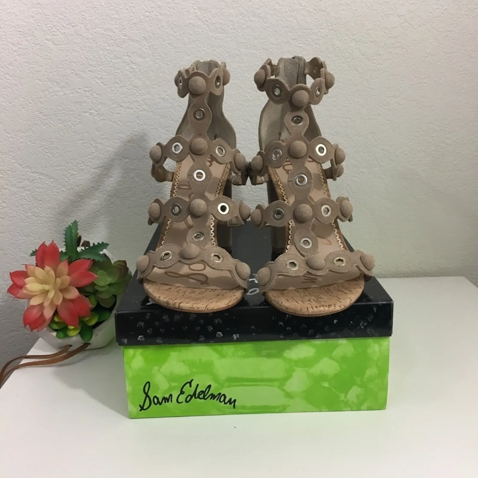 NIB Sam Edelman Yuli nude suede heels 10 - Image 2