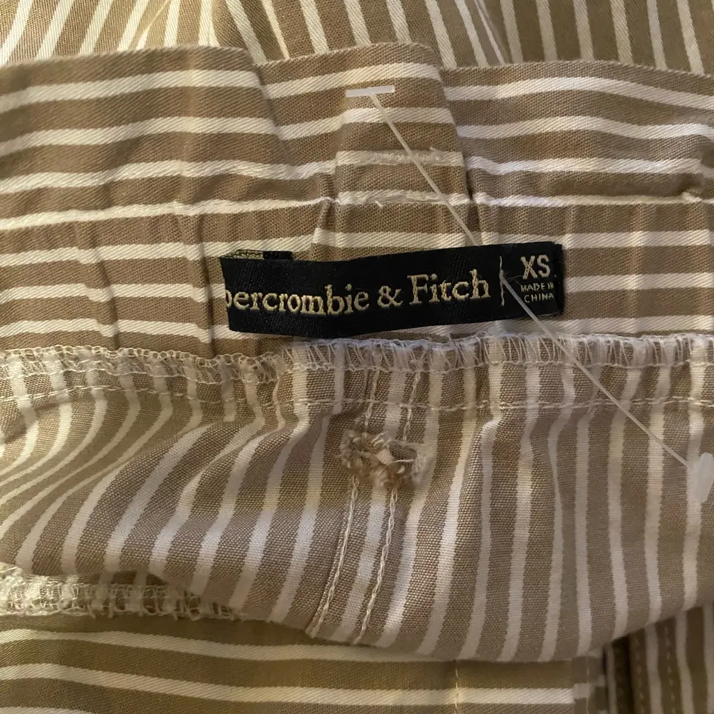 Abercrombie & Fitch Skirt - Image 3