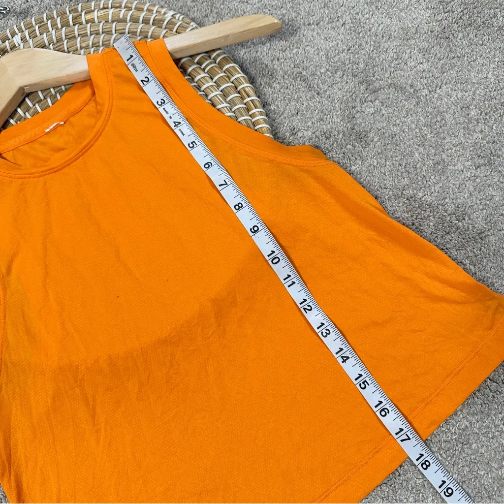 Lululemon Women’s Ultralight Waist-Length Tank Top Sleeveleee in Orange Size 2 - Image 10