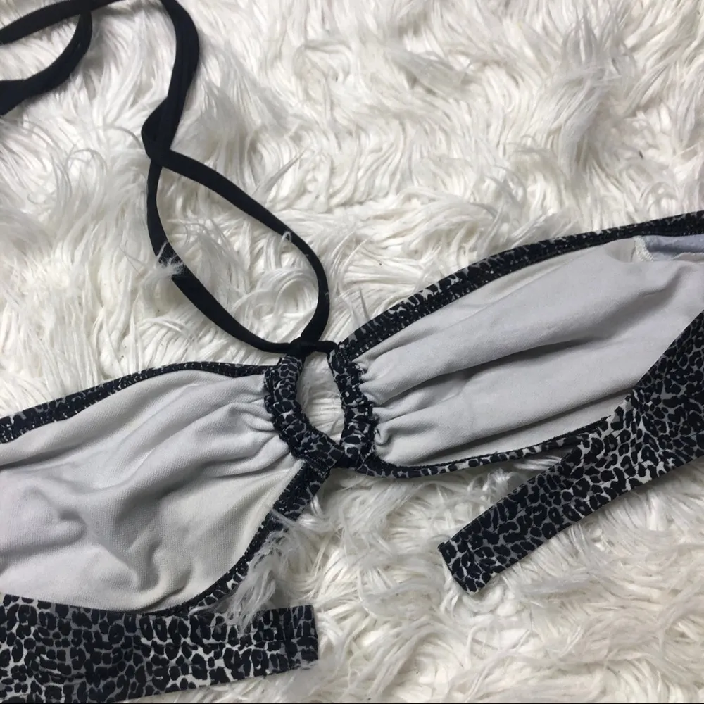 Norma kamali leopard halter bikini top large - Image 3