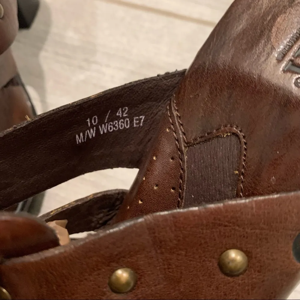 Born Leather Studded Heel Platform Mules Size 10 - Image 11