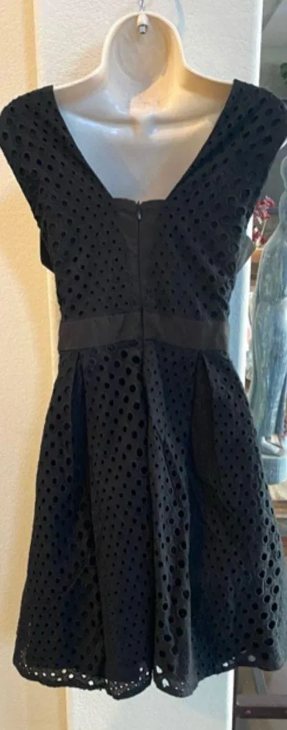 Like new  Adelyn Rae black dress. Sz M - Image 2