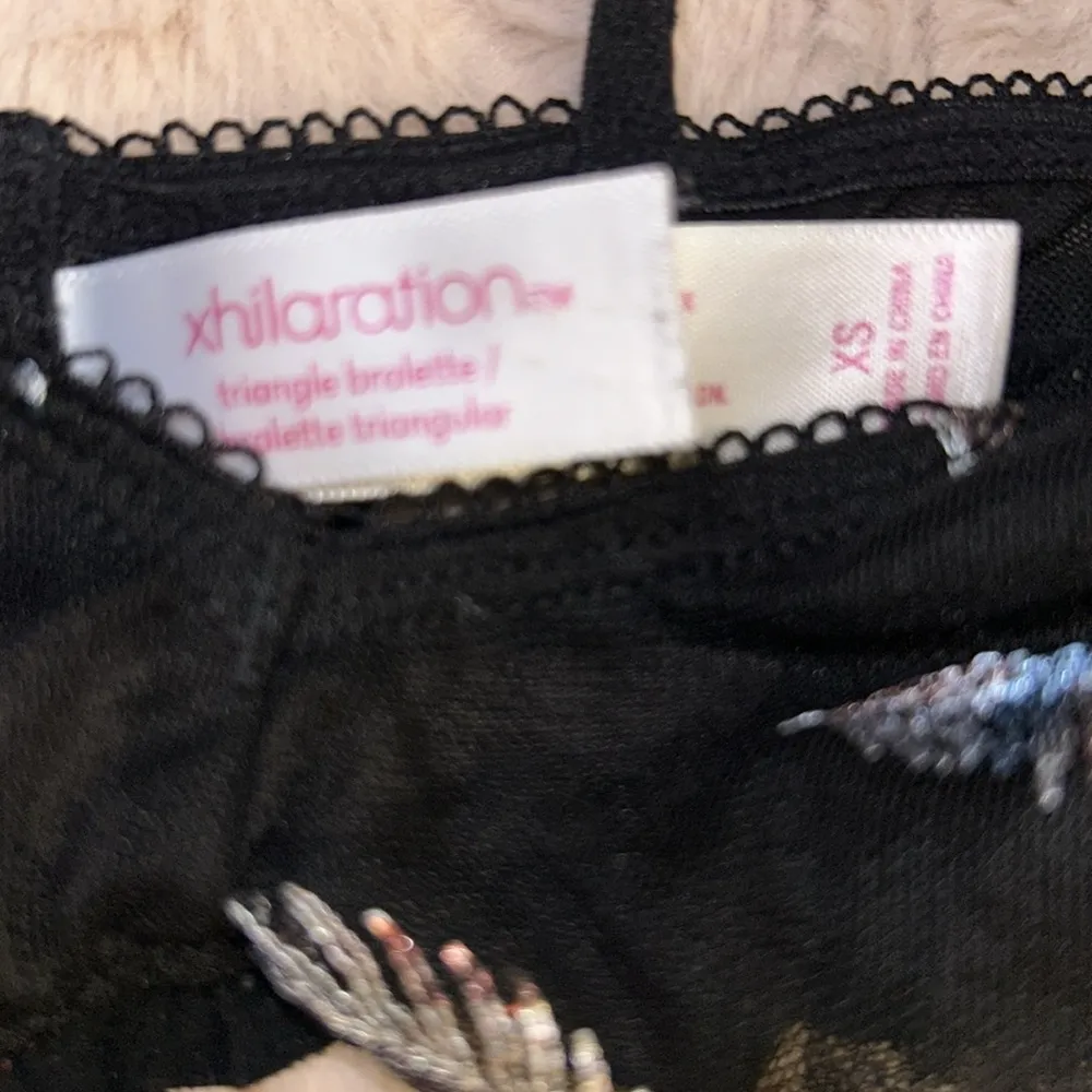 triangle bralette in size XS - Image 2