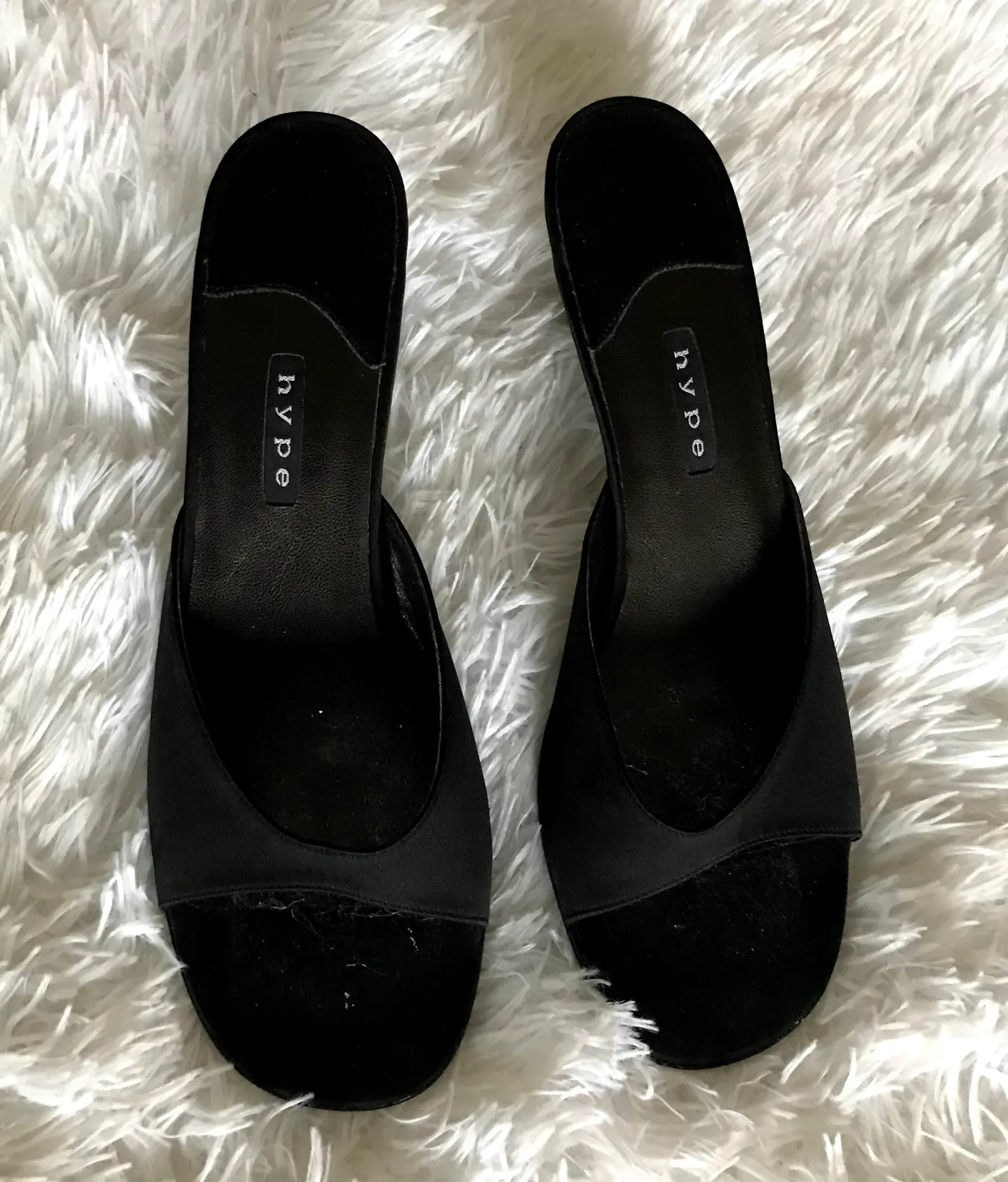 Black Kitten Heels Size 9 - Image 3