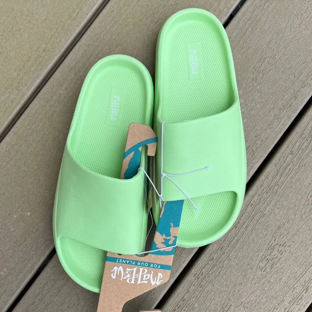 Trendy Mad Love Star Slides Mint Green Beach Pool Shoes Sandals Womens 8 Comfy - Image 11