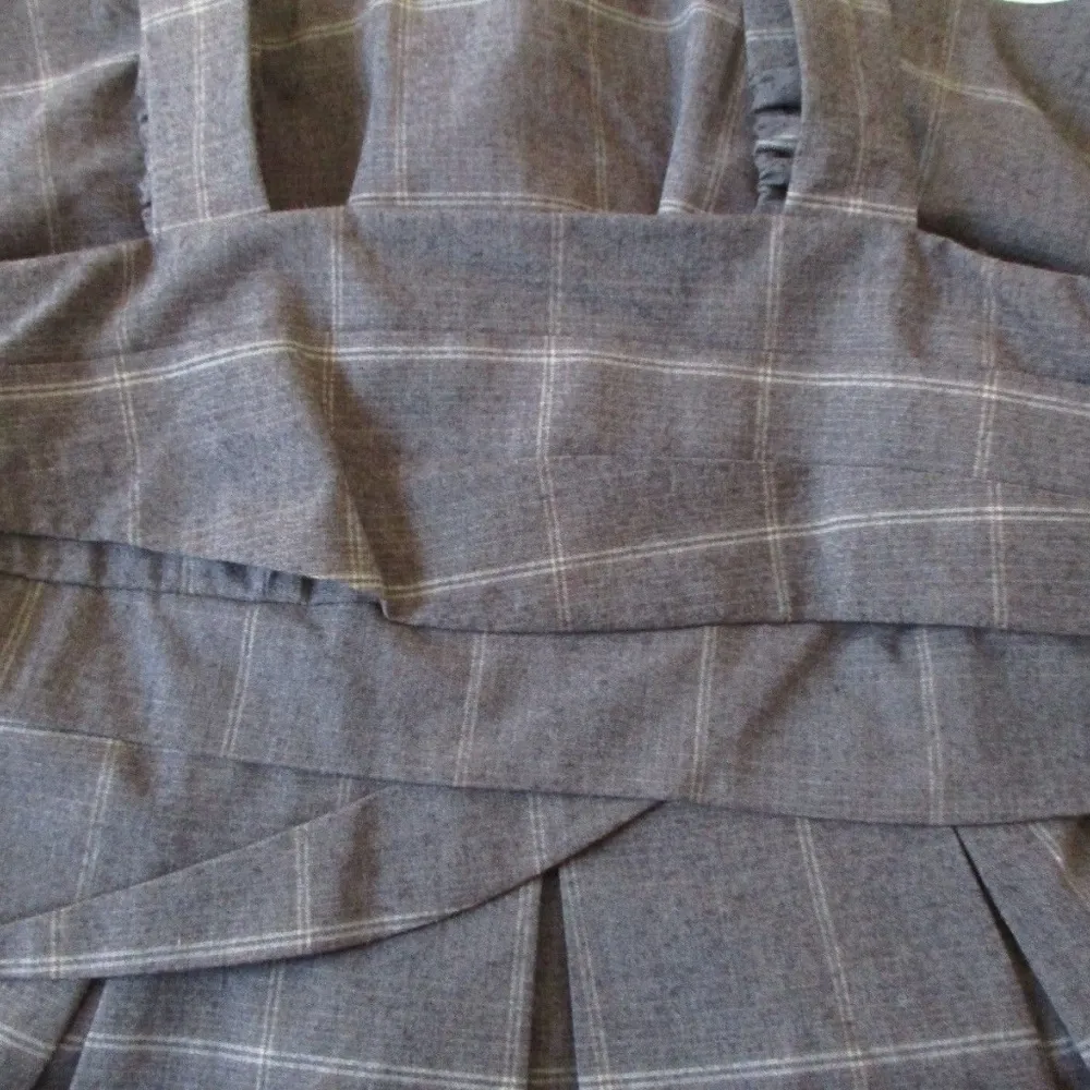 TO THE MAX DRESS LAYERED 6 SLEEVELESS APRON DRESS - Image 6