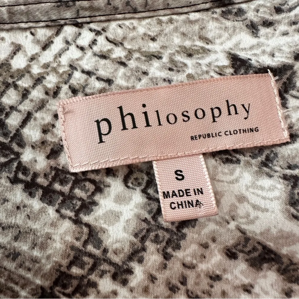 Philosophy Snakeskin Print Button Front Blouse - Size S - Image 14