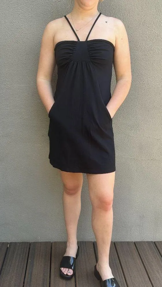 NWT SUSANA MONACO Black Knit Strappy Mini Dress w POCKETS! - size Medium - Image 3