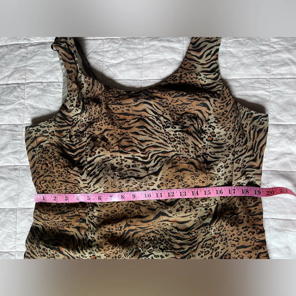 Vintage Tiger Leopard/Cheetah Print Crinkle Midi Dress Mobwife Maximalist - Image 9