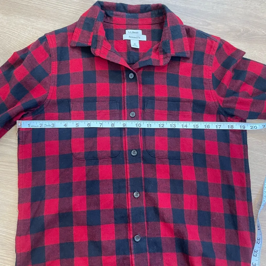 L.L. Bean Relaxed Fit Plaid CottonFlannel Shirt sz XS. Cozy warm cottage Red - Image 4
