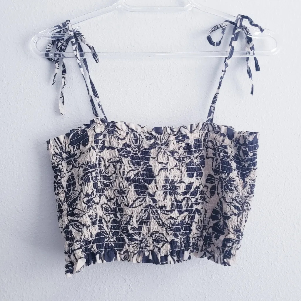 American Eagle Rushed Floral Bohemian Cropped Top Blouse - Image 5