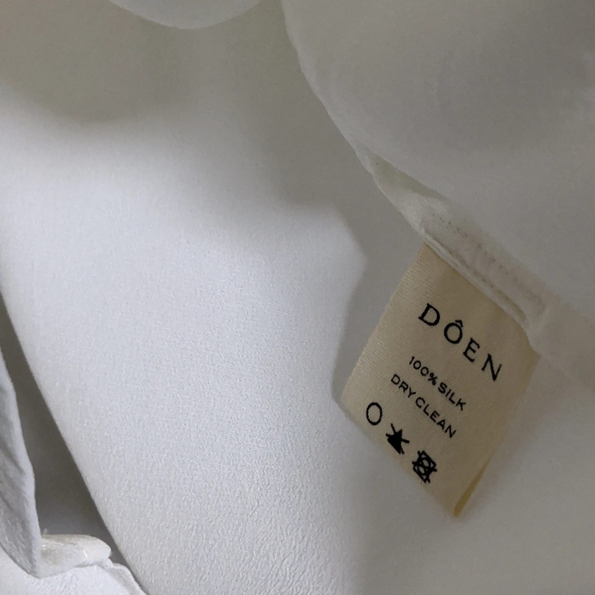 Doen Sula Silk Top - Image 4