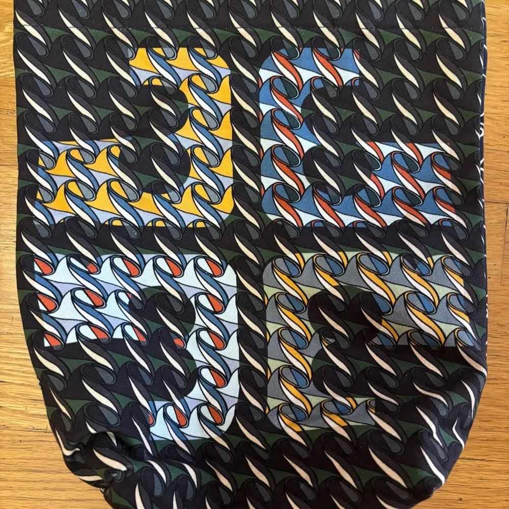 Tory Burch Canvas Swan Logo Everywhere Curly Ribbons Preppy Coastal Tote Bag - Image 3